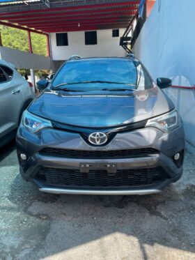 TOYOTA RAV4 2018