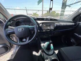 TOYOTA HILUX SR 2019 STD