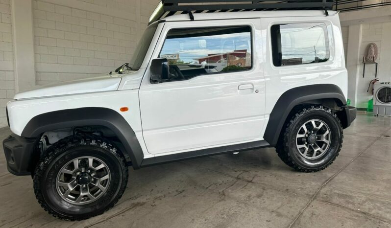 
SUZUKI JIMNY GLX 2022 AUT full									