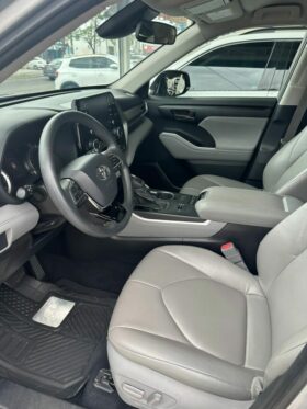 TOYOTA HIGHLANDER 2021 AUT