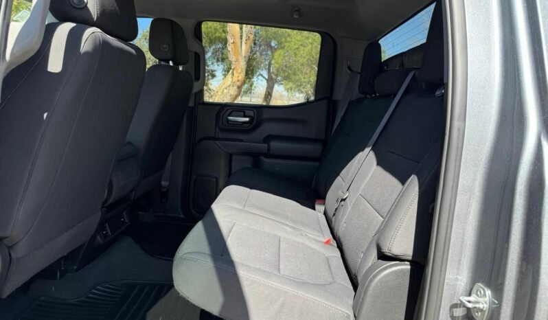 
CHEVROLET SILVERADO CUSTOM 2021 full									