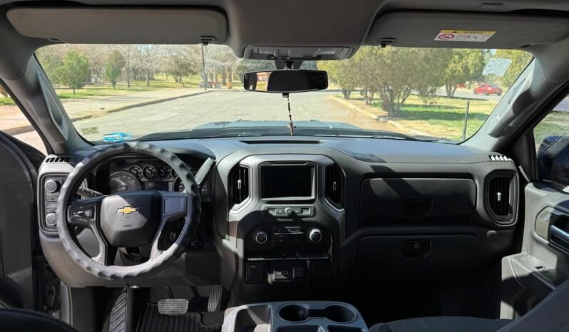 
CHEVROLET SILVERADO CUSTOM 2021 full									