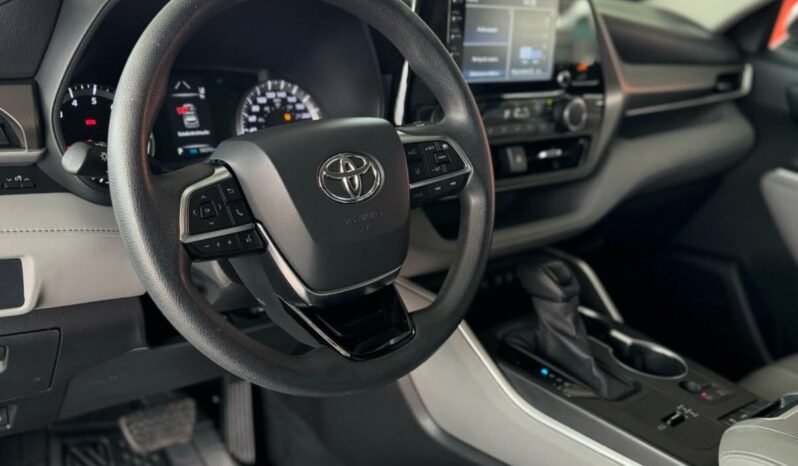 
TOYOTA HIGHLANDER LE SUV 2021 AUT full									
