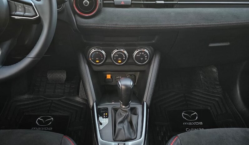 
MAZDA 2 SIGNATURE SEDAN 2025 AUT full									