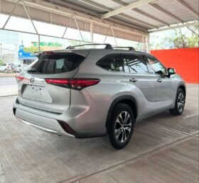 TOYOTA HIGHLANDER LE SUV 2021 AUT