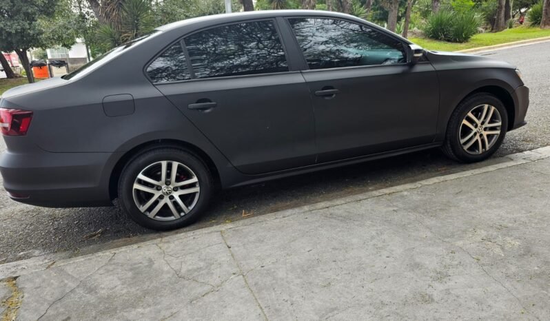 
VOLKSWAGEN JETTA TREDLINE SEDAN 2017 AUT full									