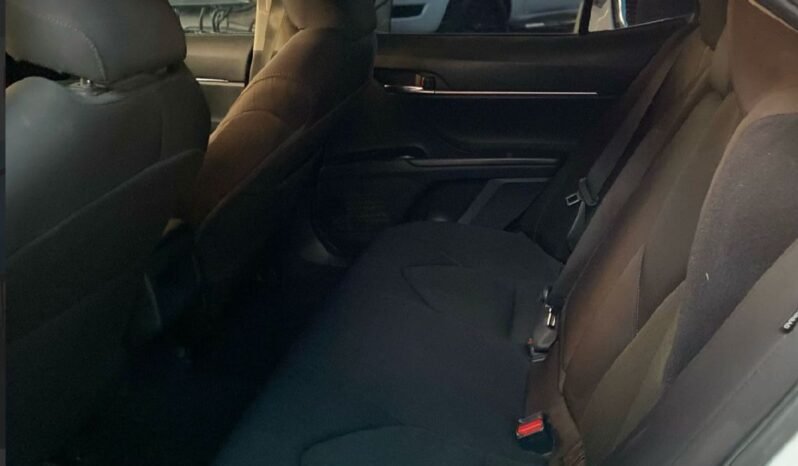 
TOYOTA CAMRY LE SEDAN 2020 AUT full									