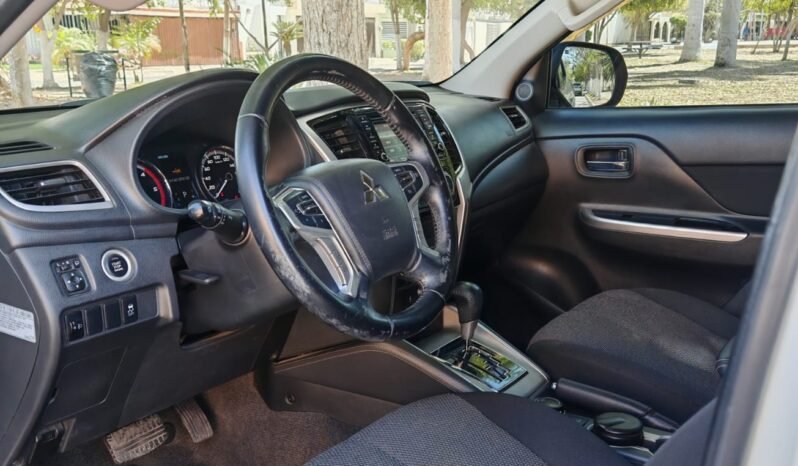 
MITSUBISHI L200 DIESEL GLS 4X4 PICK UP 2022 AUT full									