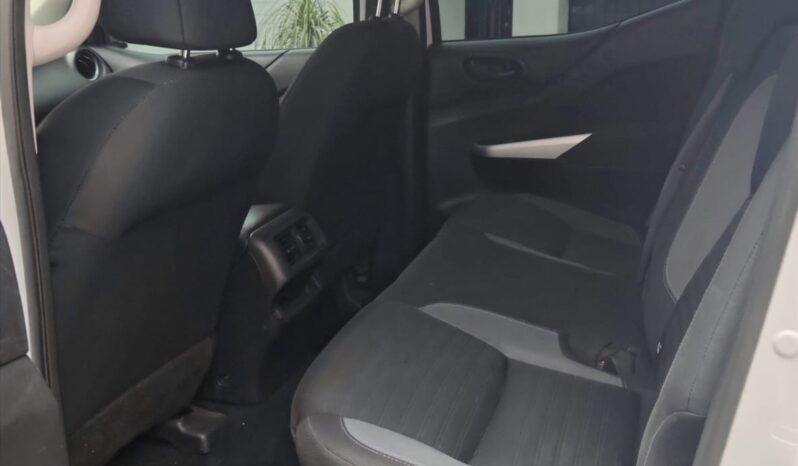 
NISSAN FRONTIER DC 4X4 DIESEL PICK UP 2021 STD full									