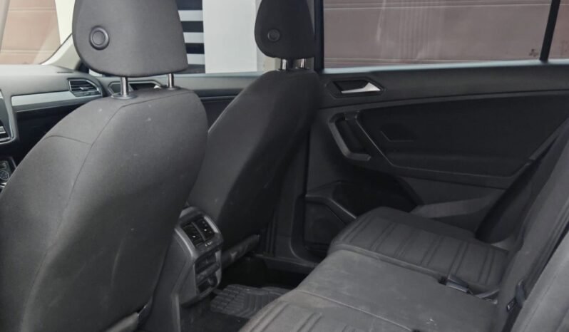 
VOLKSWAGEN TIGUAN TRENDLINE PLUS SUV 2022 AUT full									