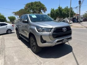 TOYOTA HILUX SR PICK UP 2021 STD