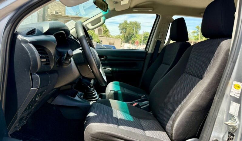 
TOYOTA HILUX SR PICK UP 2023 STD full									