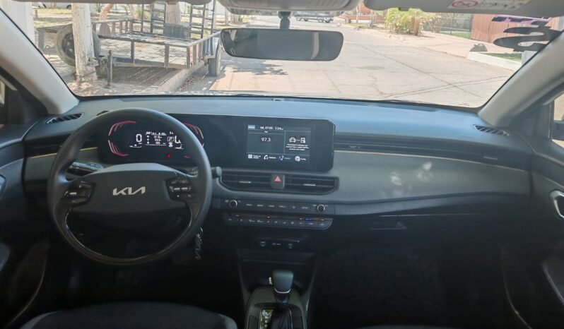 
KIA K3 L SEDAN 2024 AUT full									