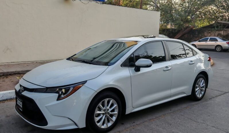 
TOYOTA COROLLA XLE SEDAN 2022 AUT full									