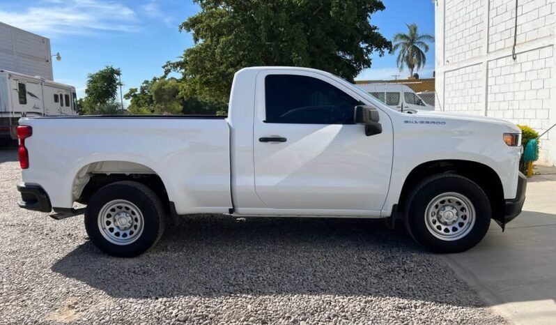 
CHEVROLET SILVERADO CAB REG 4X2 PICK UP 2020 AUT full									