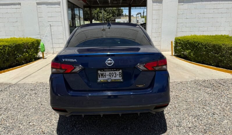 
NISSAN VERSA PLATINUM SEDAN 2020 AUT full									
