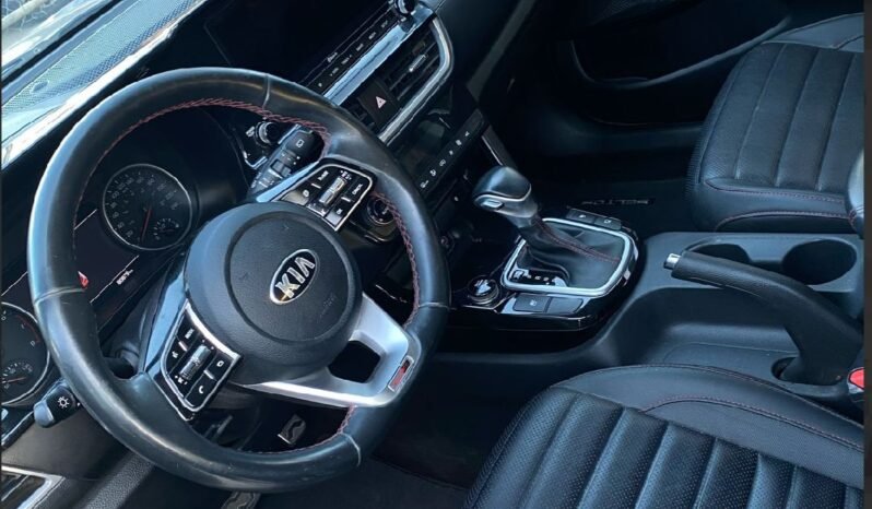 
KIA SELTOS GT LINE SUV 2021 AUT full									