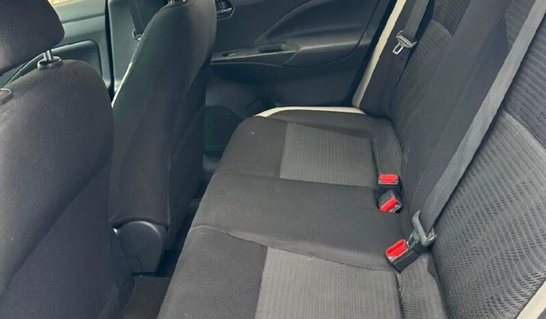 
NISSAN VERSA ADVANCE SEDAN 2020 STD full									