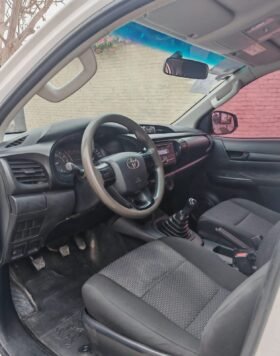 TOYOTA HILUX SR 4X2 PICK UP 2020 STD