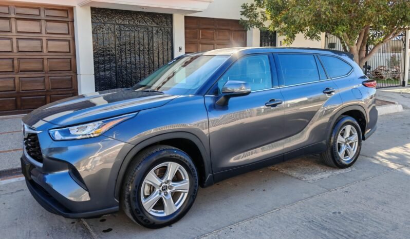 
TOYOTA HIGHLANDER LE SUV 2022 AUT full									