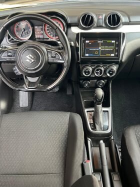 SUZUKI SWIFT GLX HATCHBACK 2020 AUT