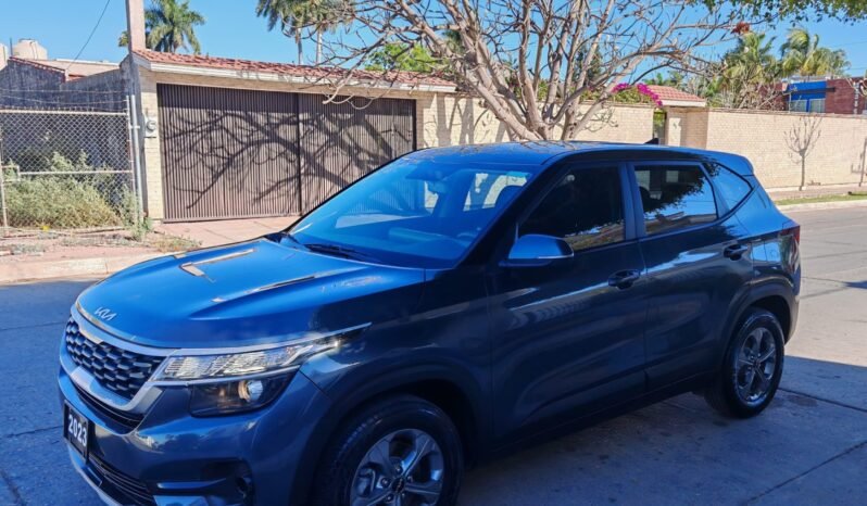 
KIA SELTOS EX SUV 2023 AUT full									