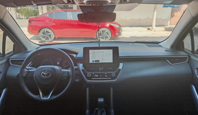 
TOYOTA COROLLA CROOS LE HEV SUV 2023 AUT full									