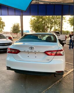 
TOYOTA CAMRY LE SEDAN 2020 AUT full									
