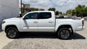 TOYOTA TACOMA TRD SPORT 4X4 PICK UP 2020 AUT