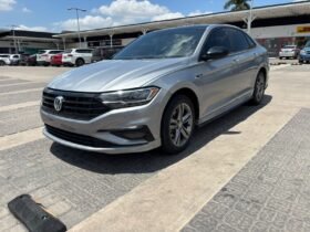 VOLKSWAGEN JETTA R LINE SEDAN 2021 AUT