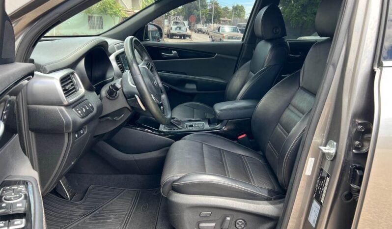 
KIA SORENTO SXL SUV 2019 AUT full									