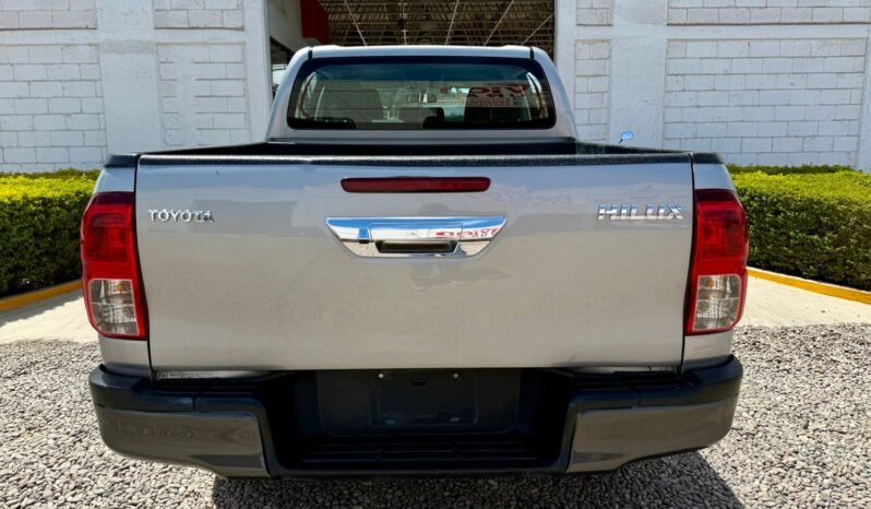 
TOYOTA HILUX SR PICK UP 2023 STD full									