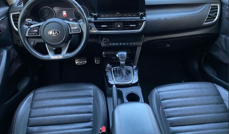 
KIA SELTOS GT LINE SUV 2021 AUT full									