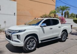 
MITSUBISHI L200 DIESEL GLS 4X4 PICK UP 2022 AUT full									