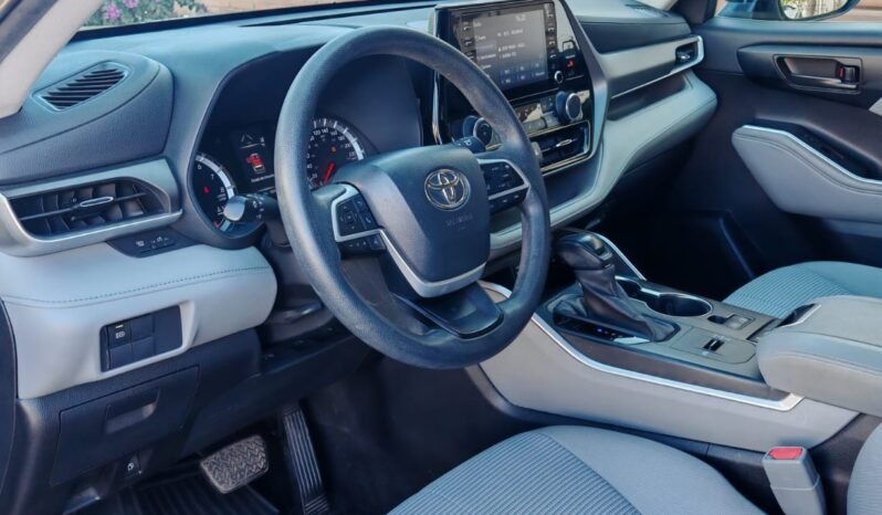 
TOYOTA HIGHLANDER LE SUV 2022 AUT full									