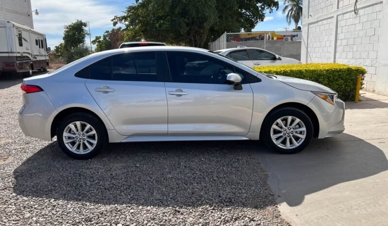 
TOYOTA COROLLA LE SEDAN 2024 AUT full									