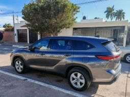 
TOYOTA HIGHLANDER LE SUV 2022 AUT full									