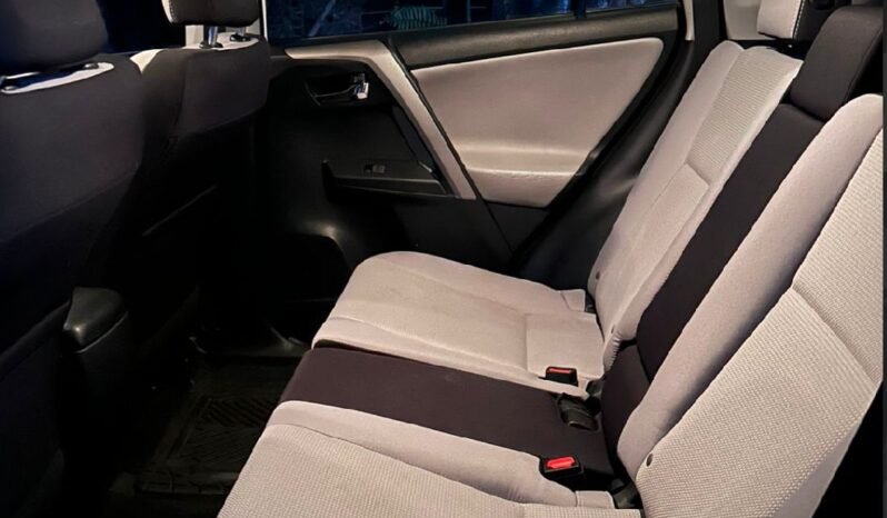 
TOYOTA RAV-4 XLE SUV 2017 AUT full									