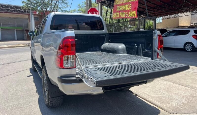 
TOYOTA HILUX SR PICK UP 2021 STD full									