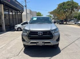 TOYOTA HILUX SR PICK UP 2021 STD