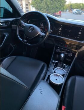 VOLKSWAGEN JETTA R-LINE SEDAN 2021 AUT