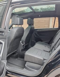 
VOLKSWAGEN TIGUAN R-LINE SUV 2024 AUT full									