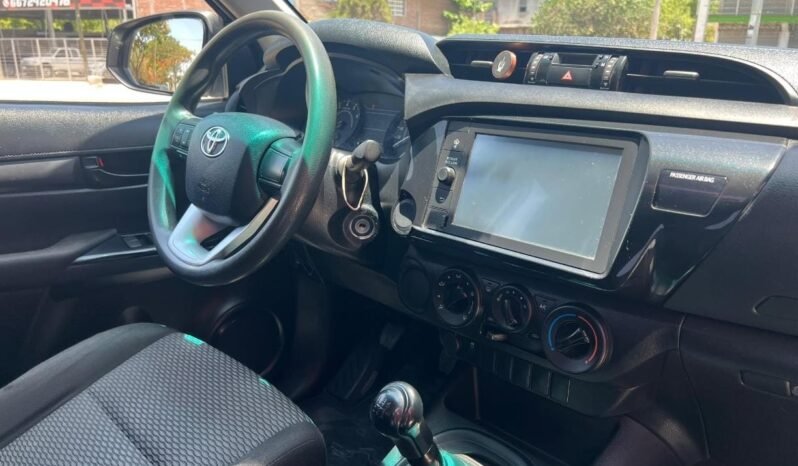 
TOYOTA HILUX SR PICK UP 2021 STD full									