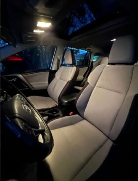 TOYOTA RAV-4 XLE SUV 2017 AUT