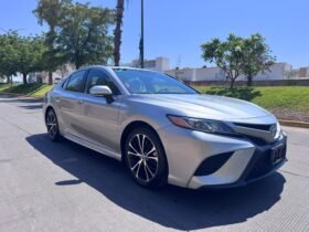 TOYOTA CAMRY SE SEDAN 2020 AUT