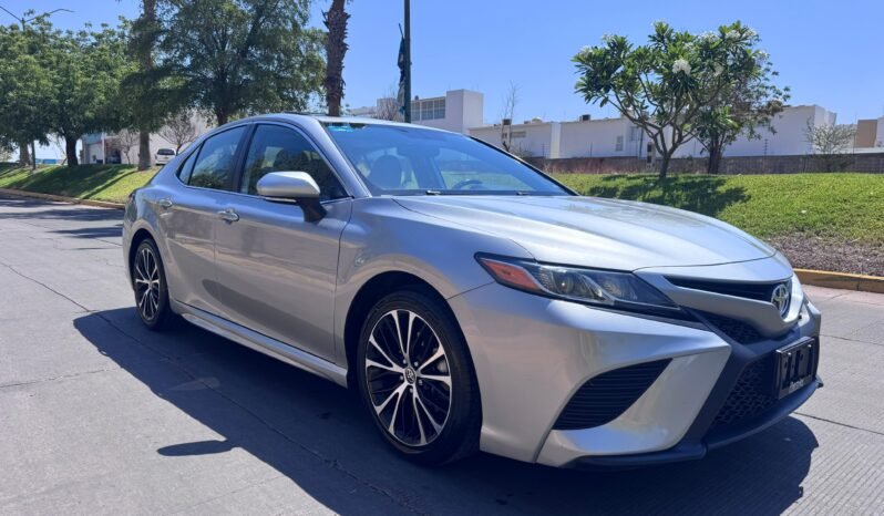 
TOYOTA CAMRY SE SEDAN 2020 AUT full									