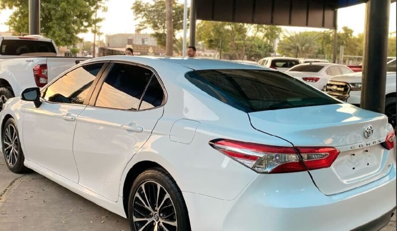 
TOYOTA CAMRY LE SEDAN 2020 AUT full									