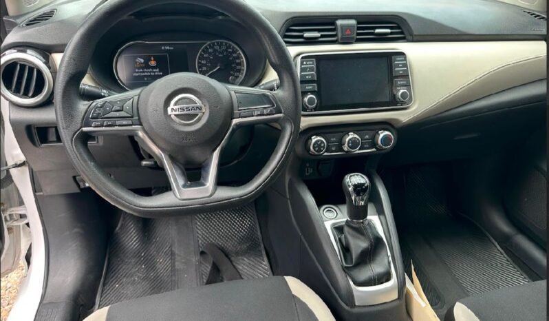 
NISSAN VERSA ADVANCE SEDAN 2020 STD full									