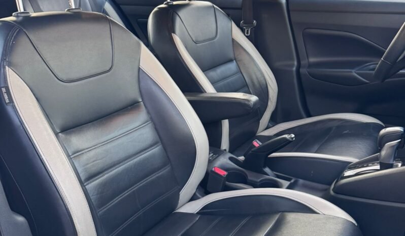 
NISSAN VERSA PLATINUM SEDAN 2021 AUT full									