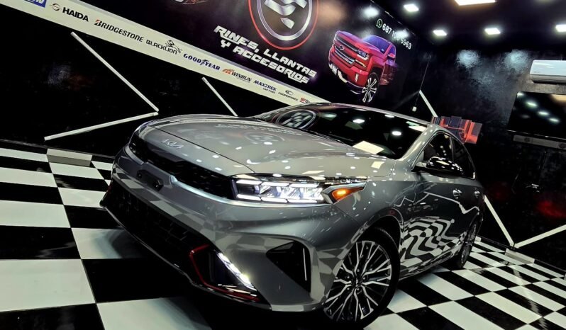 
KIA FORTE GT LINE SEDAN 2024 AUT full									